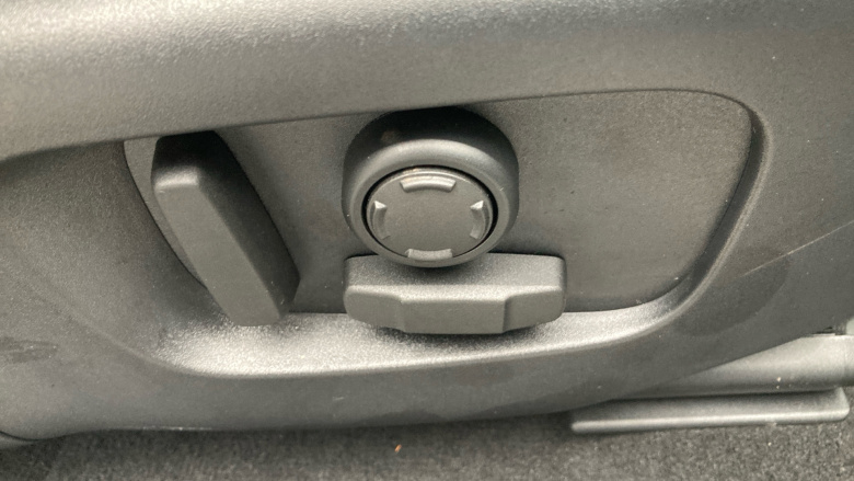 Land Rover Range Rover Evoque 1.5 P270e Dynamic SE 5dr Auto Hatchback